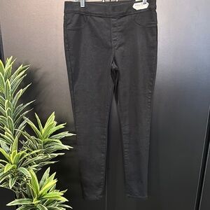 Sonoma Skinny Mid Rise,straight leg,stretch,pull on,elastic waistband jeans